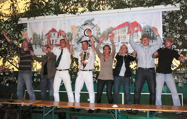 Der Thron 2008/2009