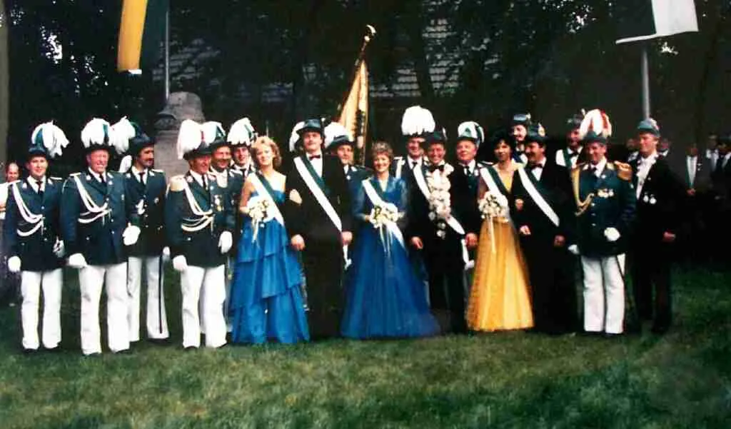 Der Thron 1986/1987