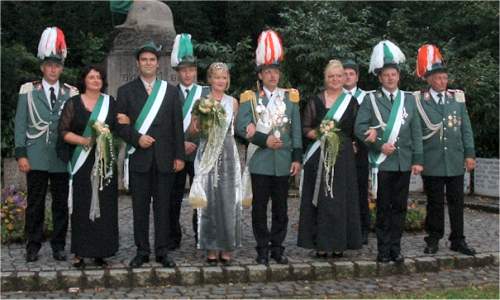 Der Thron 2003/2004