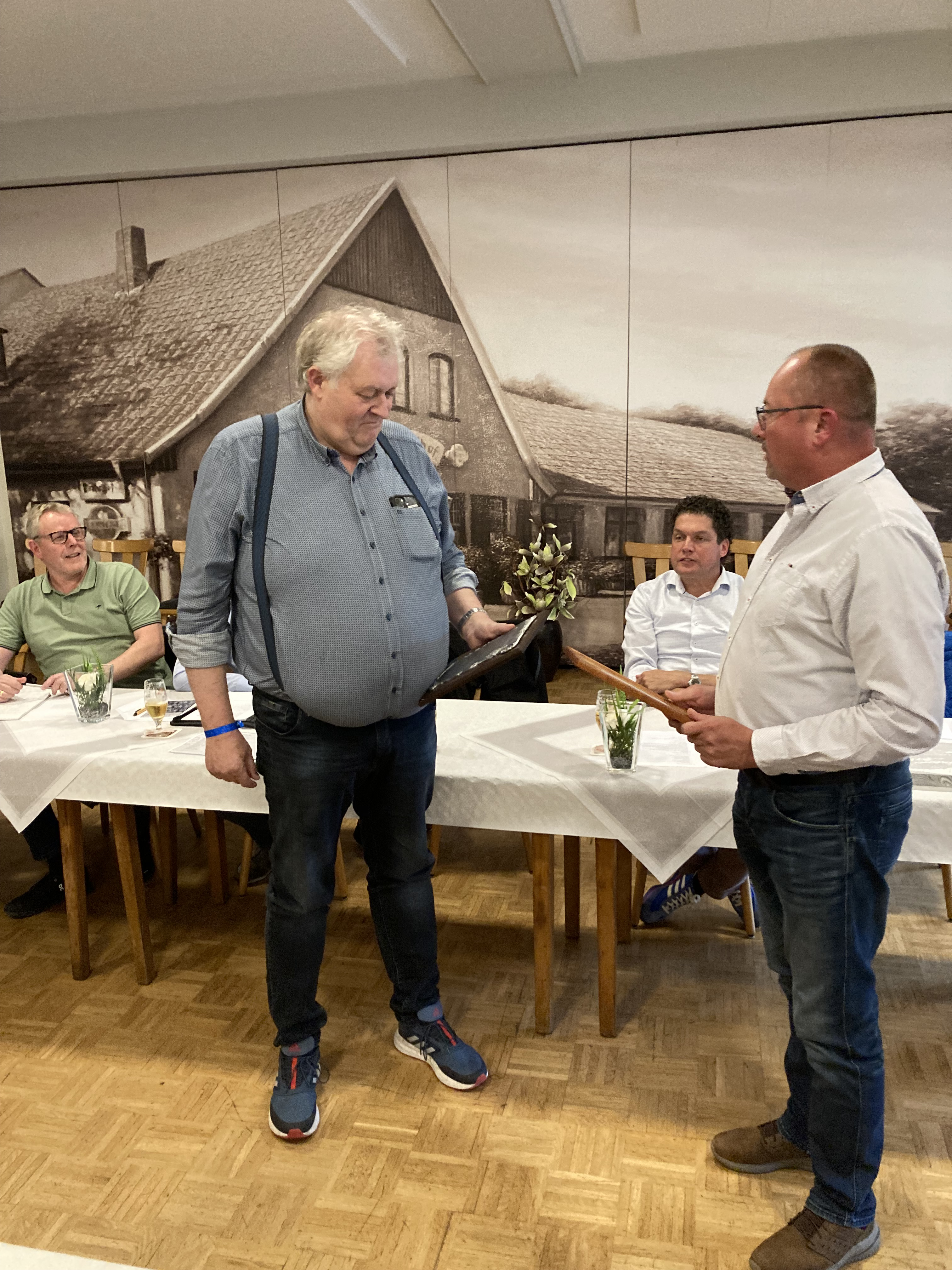Gerog Doetkotte mit Präsident Jörg Frieske