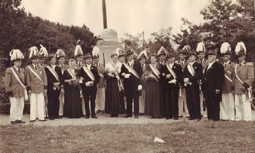 Der Thron 1951/1952