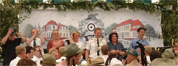 Der Thron 2003/2004