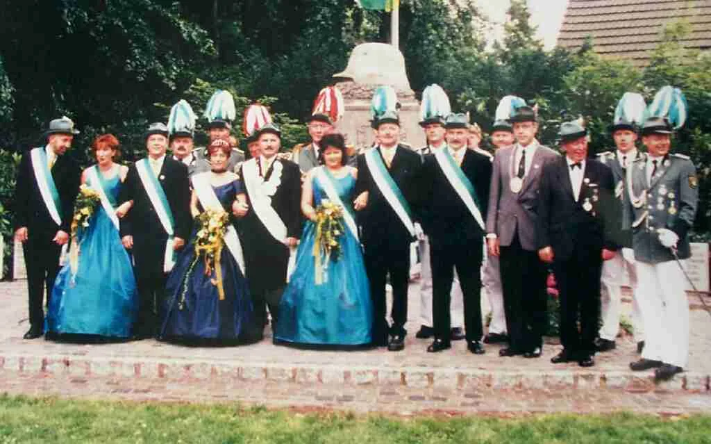 Der Thron 1999/2000