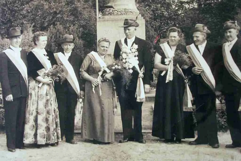 Der Thron 1954/1955